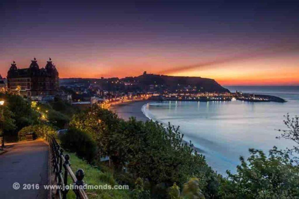 Cosy Bay Cottage Scarborough Eksteriør billede